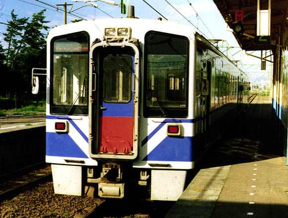 KH100,Hokuetsu Railway